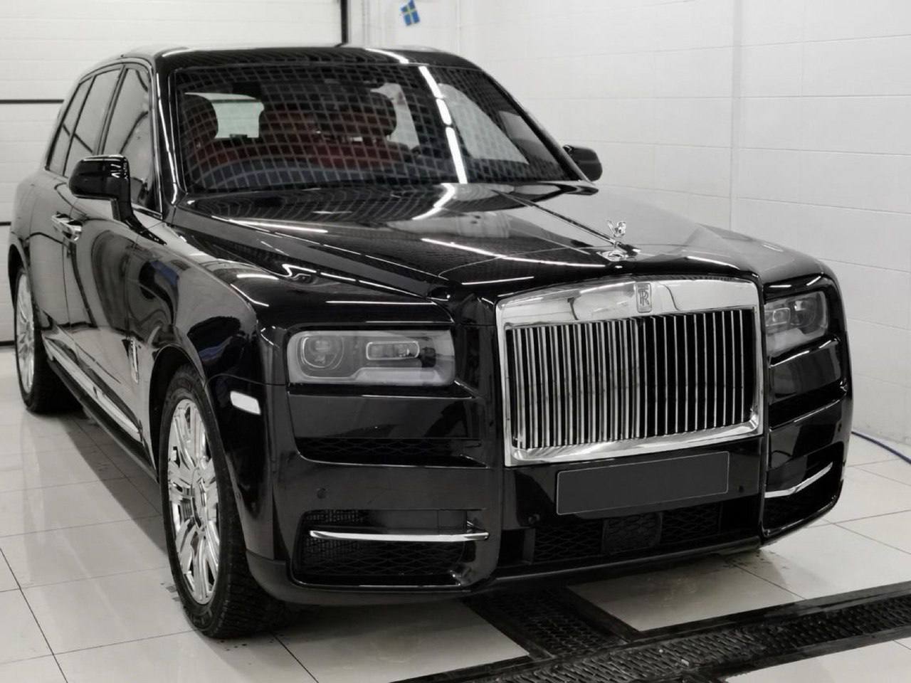 Rolls-Royce Cullinan — общий вид